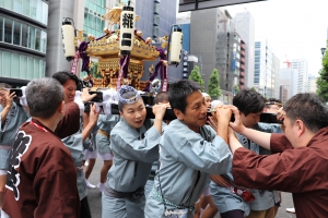 町内渡御　麹町二丁目町会