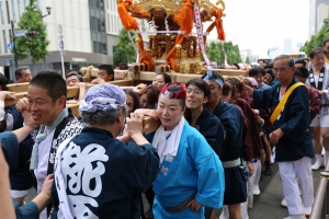 町内渡御　麹西連神輿②