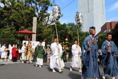 高張提灯と鼻高面
