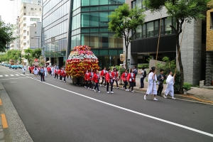 山車2：平坦な道はまだ良いですが...