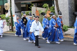 警護を勤める惣町睦会