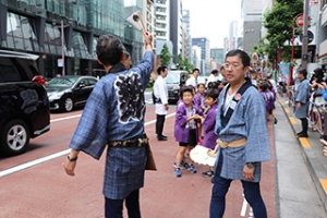 麹町小学校児童の御列