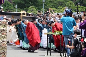 神符の献上及び、参賀