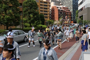 九段三丁目町会 牛若大山車