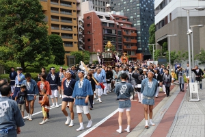 九段四丁目町会　大神輿
