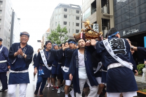 町内渡御　麹町一丁目町会