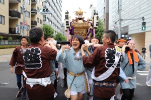 町内渡御　神輿②